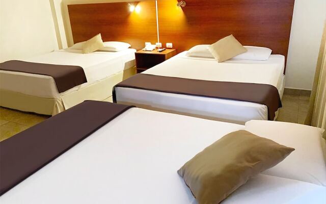 Hotel Palmira Inn