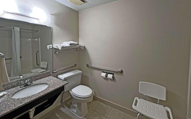Quality Inn Mitchell I-90