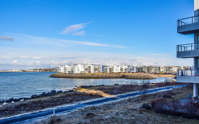 Seaside Paradise Apartment