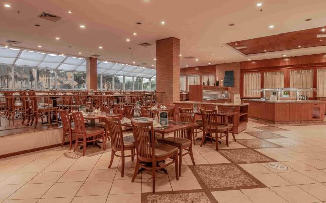 Hotel Deville Prime Porto Alegre