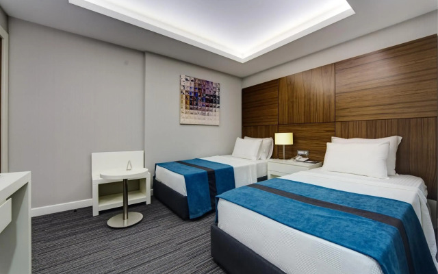 The Menord Hotel