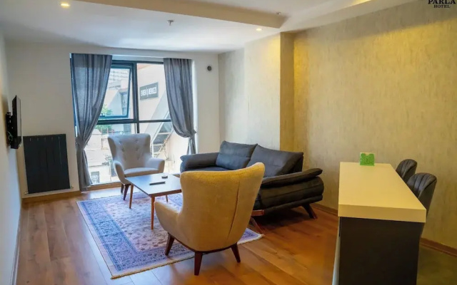 Parla Suite Hotel
