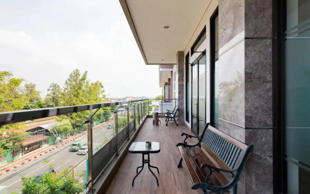 Sans Hotel Rajawali Surabaya