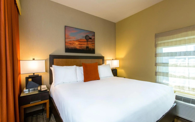 Cambria Hotel Plano Frisco