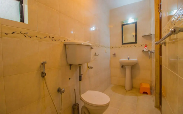 OYO 12867 Home Luxurious 2BHK Near Airport