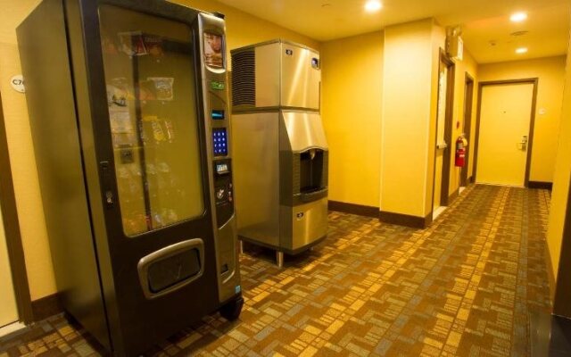 Prince Flushing Hotel