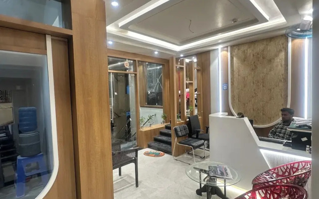 Hotel Deep Palace