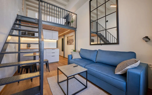 Queen Barbora Central Lofts