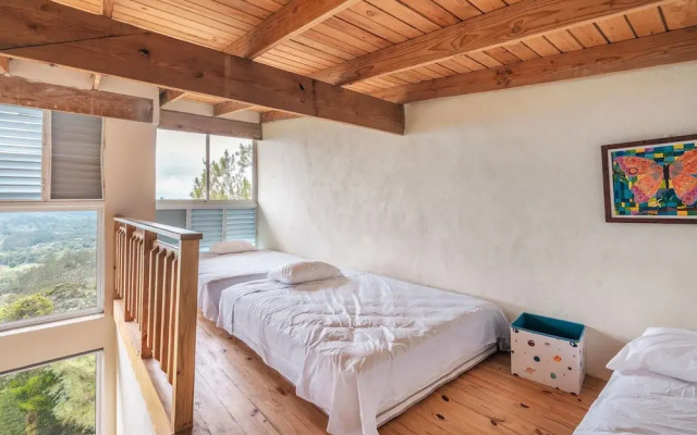 Paradise Retreat With Stunning Views in Jarabacoa