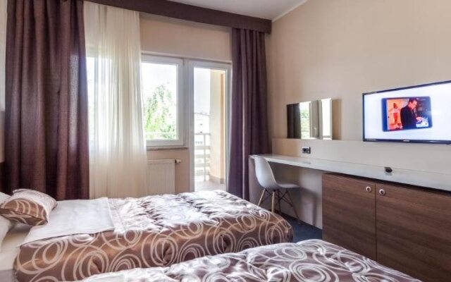 Hotel Macola