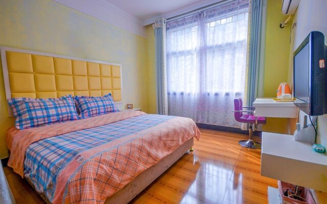 Fenghuang Joy Riverview Hotel