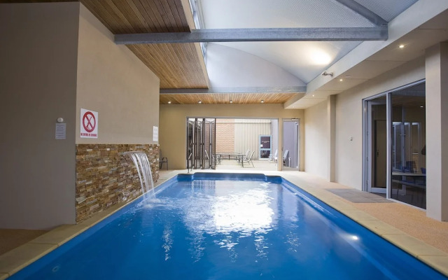 7 Bell Street Apartments