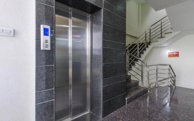 Hotel Karavali Residency