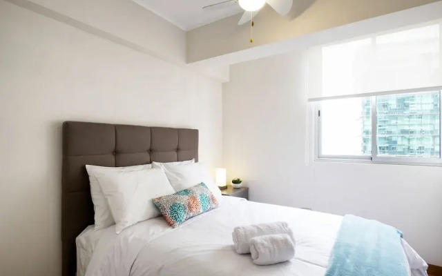 UR Place Rentals -2Bdrm Canvas Miraflore