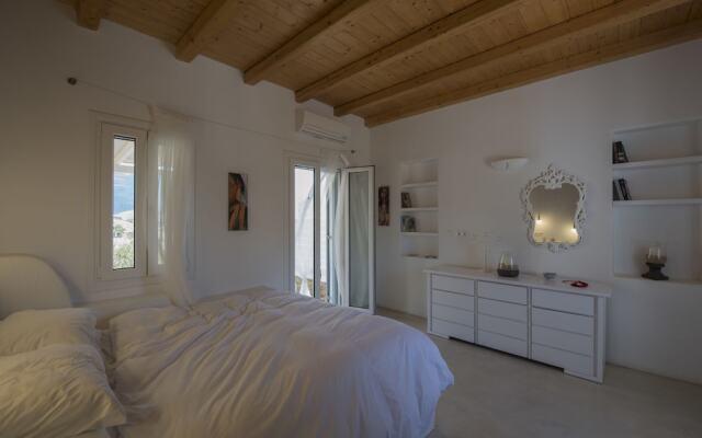 Athina Ios Villa