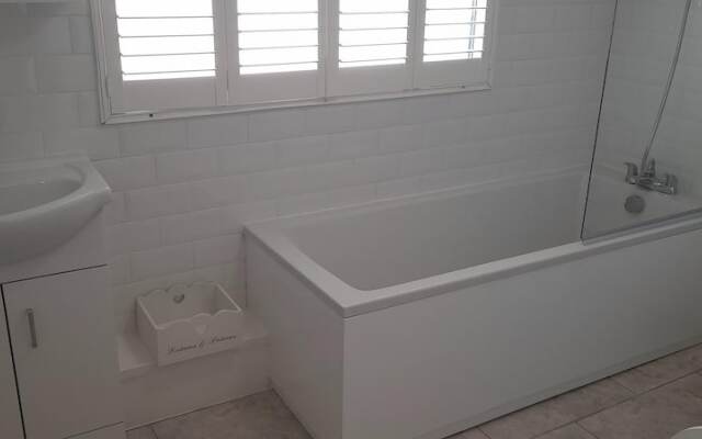 Stunning two Storey Spacious Chalet