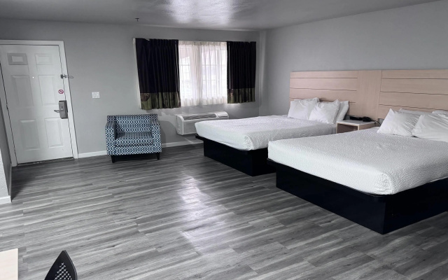 Travelodge by Wyndham Redding CA