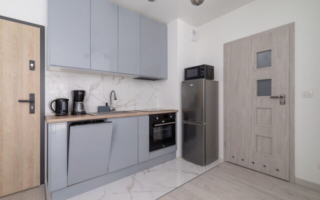 Expo Cracow Apartment by Renters