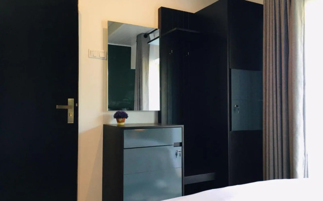 The Green Luxury Apartment