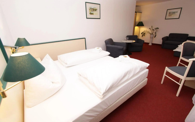 Hotel 3 Linden