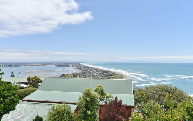 Panorama - Christchurch Holiday Homes