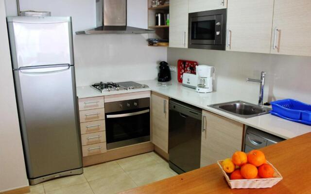 Apartamento Con Piscina Y Vistas Al Mar Ref 154