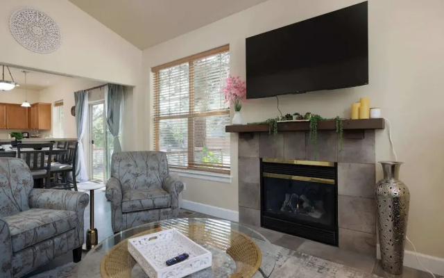 Charming Bend Sanctuary for 6!