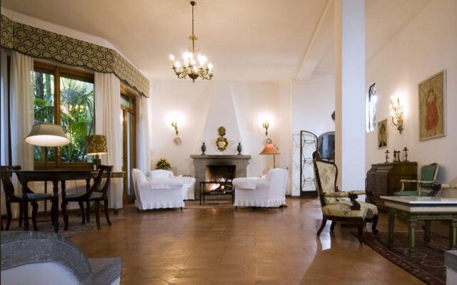 Hotel La Villarosa