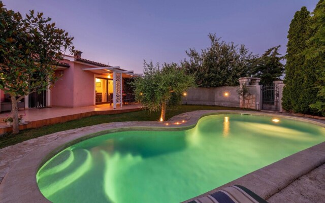 Stunning Home in Medulin With Wifi and 4 Bedrooms