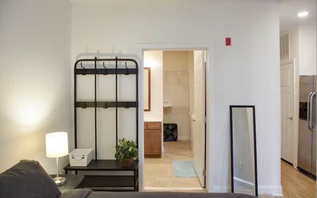 Wesley Heights Studio 1 BR Apts by Frontdesk