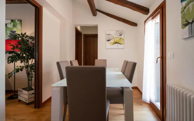 Herion Palace Apt 3 by Wonderful Italy