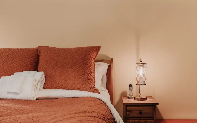 40gs Wifi - W/D Hot Tub - Sleeps 8