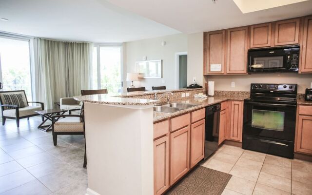 The Palms of Destin Resort by Panhandle Getaways