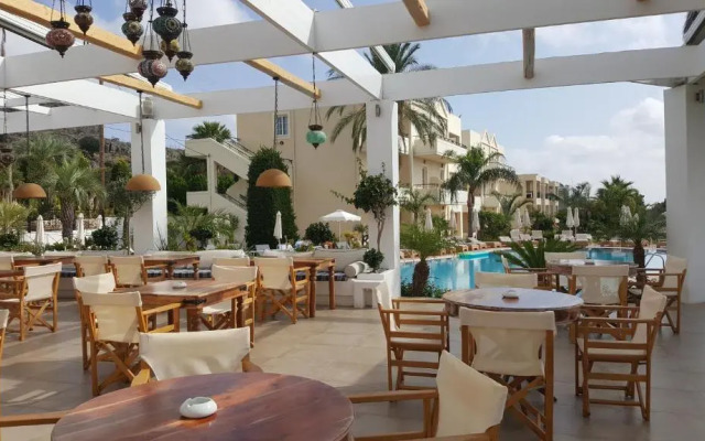 Pefkos Blue Hotel
