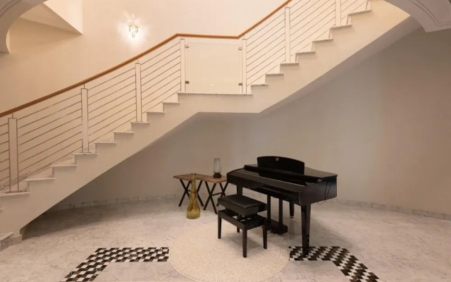 Maison Privee - Luxury 5BR Villa with Private Pool and Beach