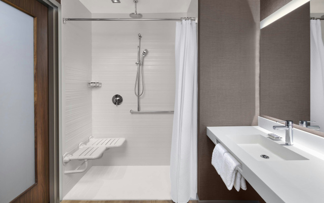 AC Hotel Louisville Downtown