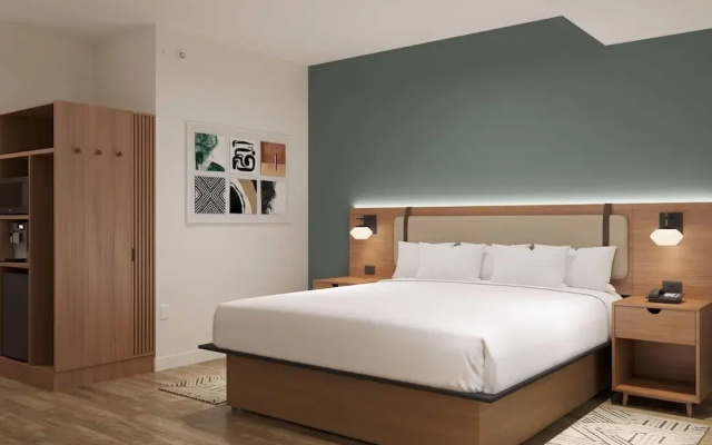 La Quinta Inn & Suites By Wyndham Tracy