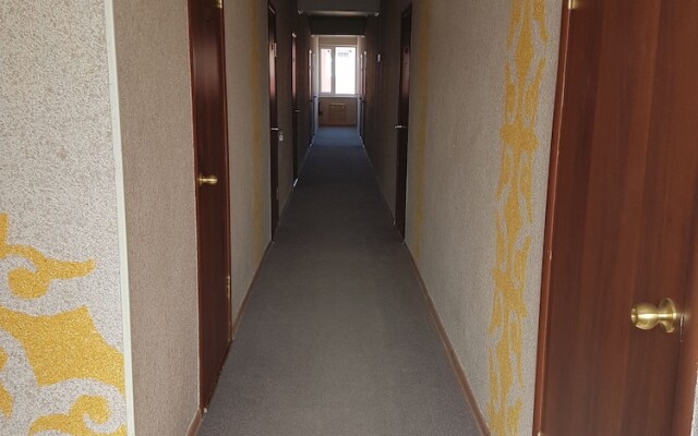 Hotel Izumrud