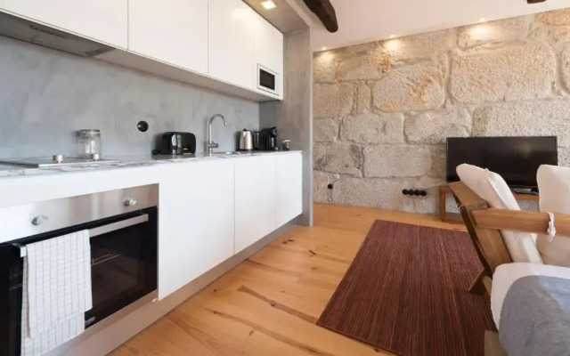 Lovelystay - Dirk Apartment - Almada 4º F