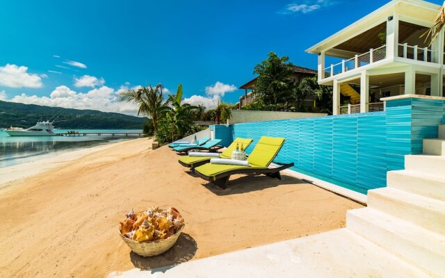 Everything Nice By the Sea in Montego Bay 5BR