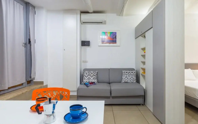 Appartamento moderno nel centro di Chiaia