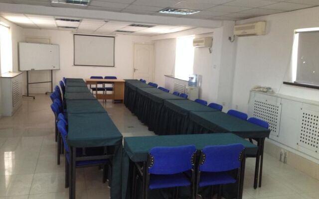 Home Inn Beijing Qiannian Road