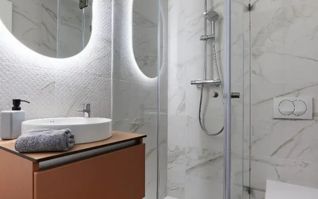 The Amberlyn Suite Hotel