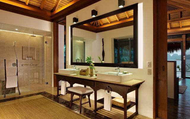 Pangulasian Island Resort