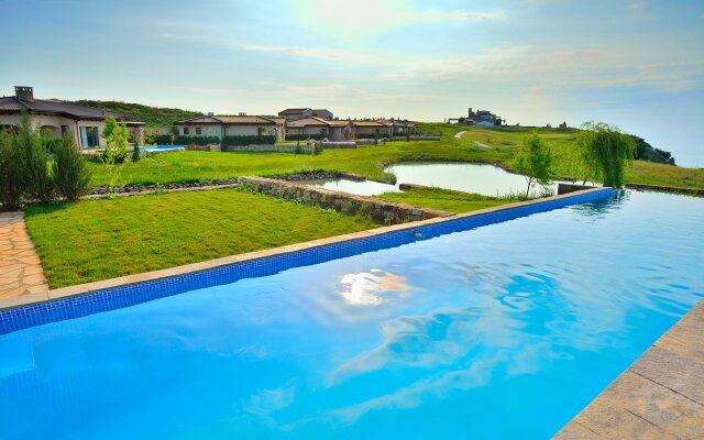 BlackSeaRama Golf & Villas