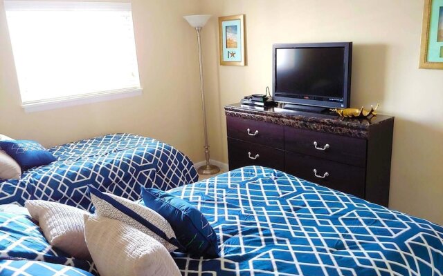 Thunder Island 128c 2 Bedroom Condo by RedAwning