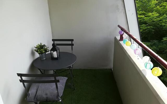 Studio neuf standing -balcon prox autoroutes