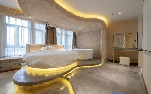 Mizhan Theme Cinema Hotel (Changsha County Mass Media)