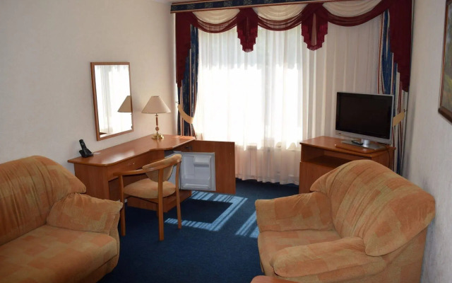 Hotel "Sayan"