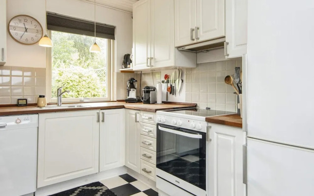 6 Person Holiday Home in Hejls